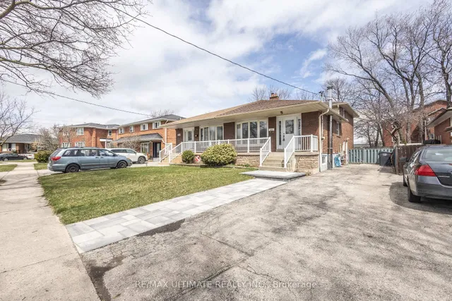 Additional property image - 3641 Holden Cres