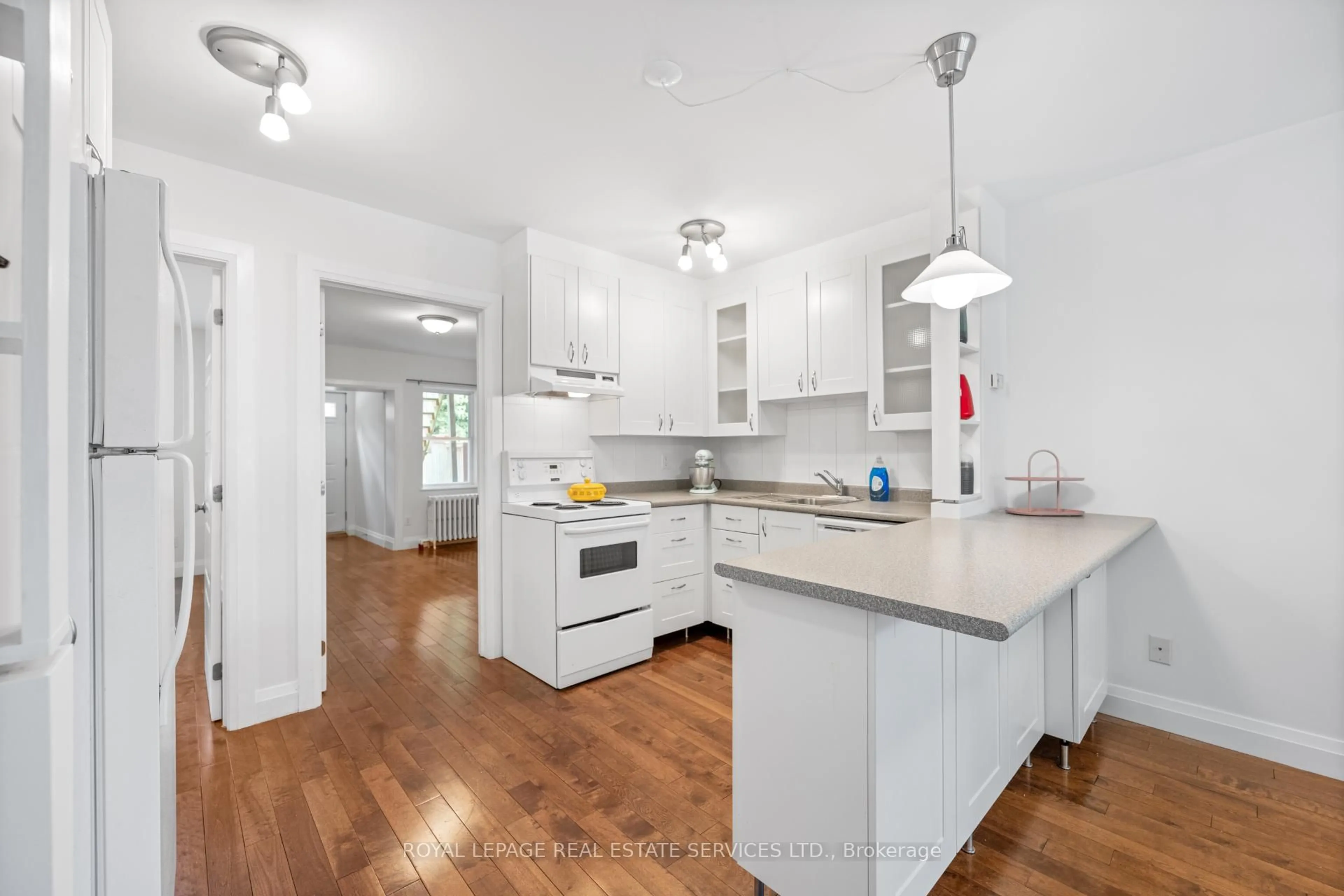 Open concept kitchen, unknown for 15 Runnymede Rd, Toronto Ontario M6S 2Y1