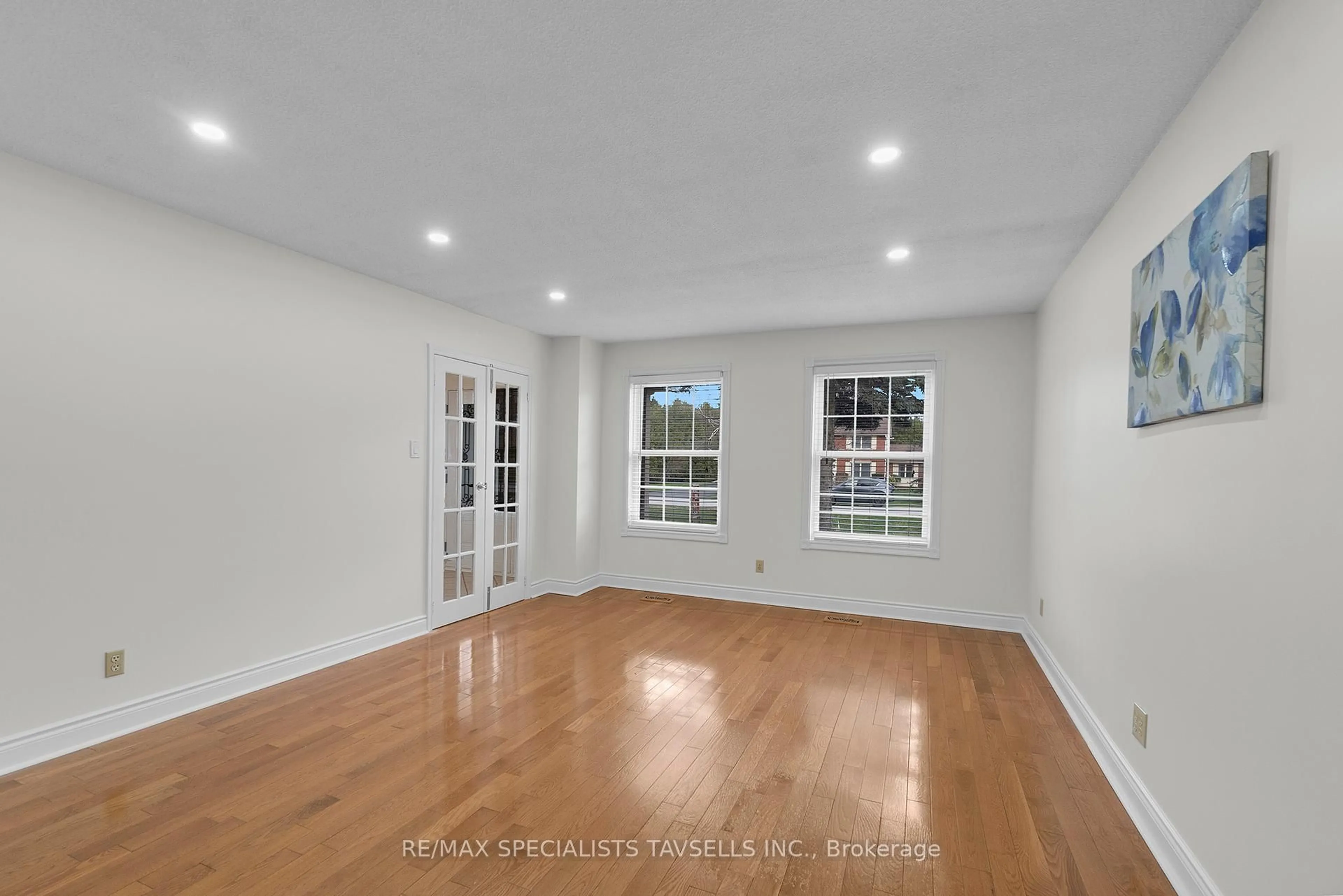 A pic of a room for 1681 Vaughan Dr, Caledon Ontario L7K 1C4
