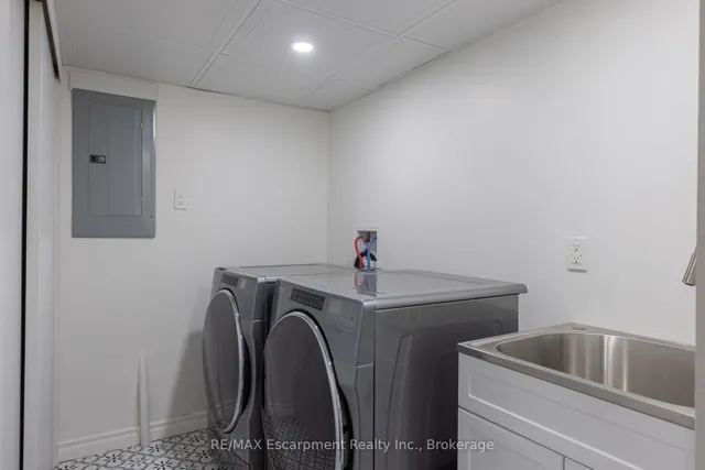 Additional property image - 65 FAIRWOOD Pl