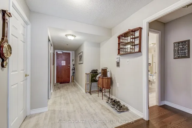 Additional property image - 100 Burloak Dr Unit 2212