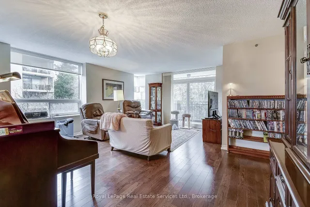 Additional property image - 100 Burloak Dr Unit 2212