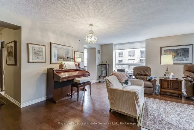 Additional property image - 100 Burloak Dr Unit 2212