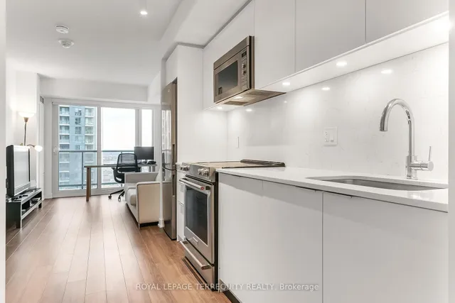 Additional property image - 30 Samuel Wood Way Unit 1911