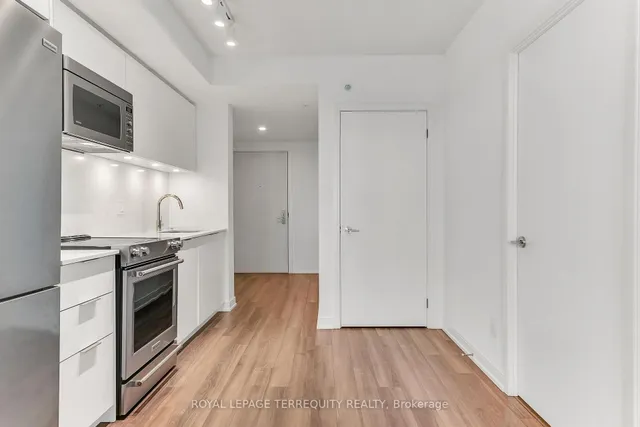 Additional property image - 30 Samuel Wood Way Unit 1911