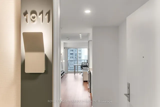 Additional property image - 30 Samuel Wood Way Unit 1911
