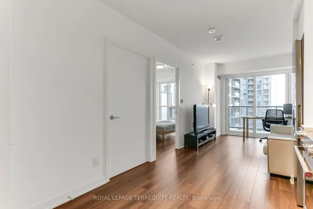 Additional property image - 30 Samuel Wood Way Unit 1911