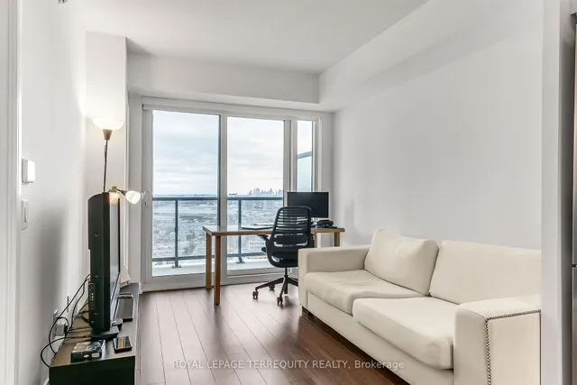 Additional property image - 30 Samuel Wood Way Unit 1911