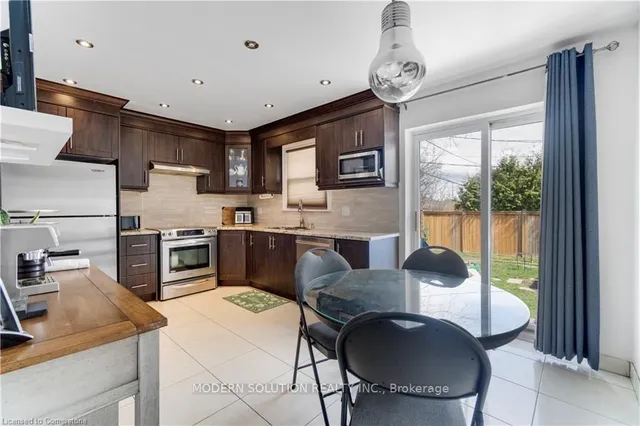 Additional property image - 3 Hartsdale Dr