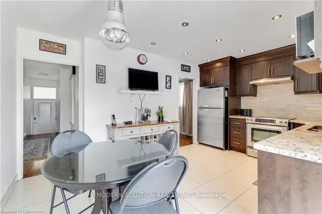 Additional property image - 3 Hartsdale Dr