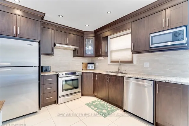 Additional property image - 3 Hartsdale Dr