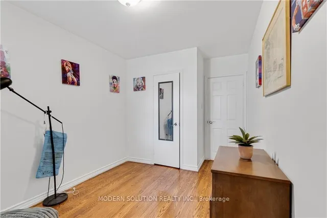 Additional property image - 3 Hartsdale Dr