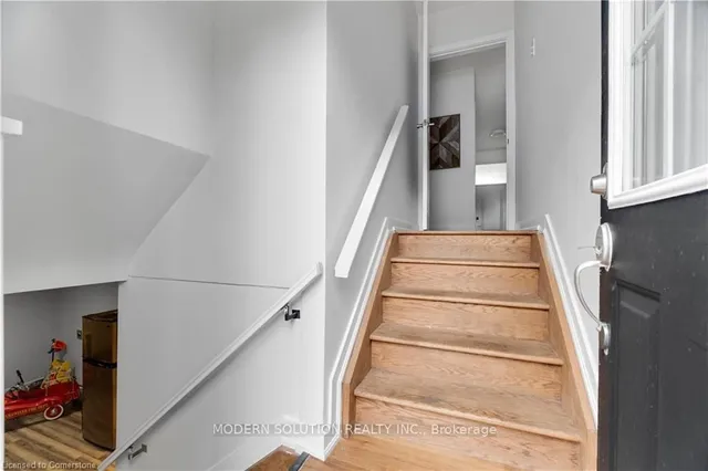 Additional property image - 3 Hartsdale Dr