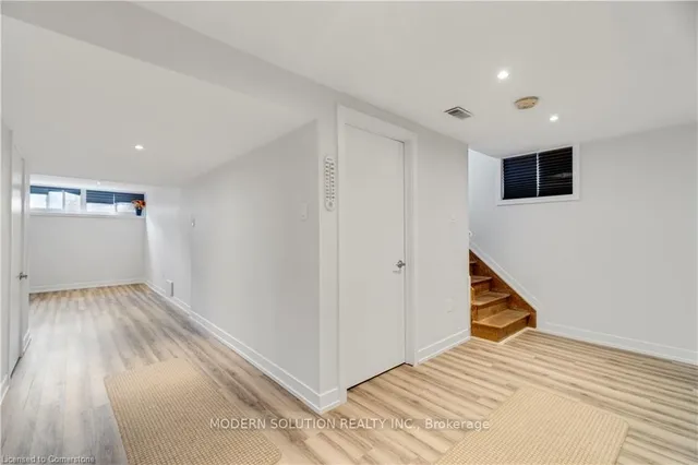 Additional property image - 3 Hartsdale Dr