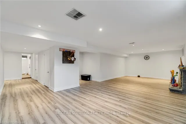 Additional property image - 3 Hartsdale Dr