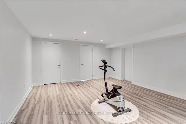 Additional property image - 3 Hartsdale Dr