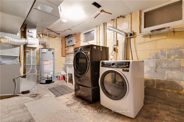 Additional property image - 3 Hartsdale Dr