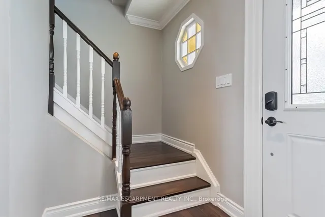 Additional property image - 516 Falgarwood Dr