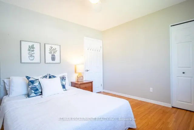 Additional property image - 516 Falgarwood Dr