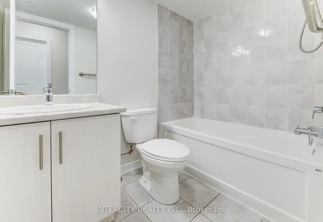 Additional property image - 2205 LILLYKIN St Unit 4
