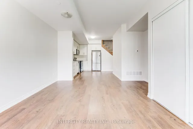 Additional property image - 2205 LILLYKIN St Unit 4