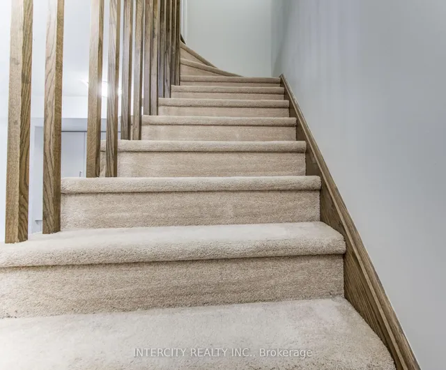 Additional property image - 2205 LILLYKIN St Unit 4