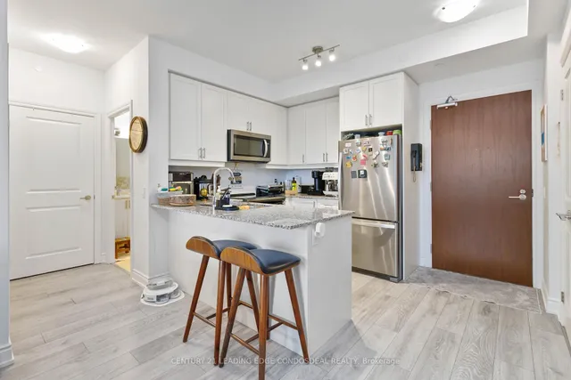 Additional property image - 1050 Main St Unit 502