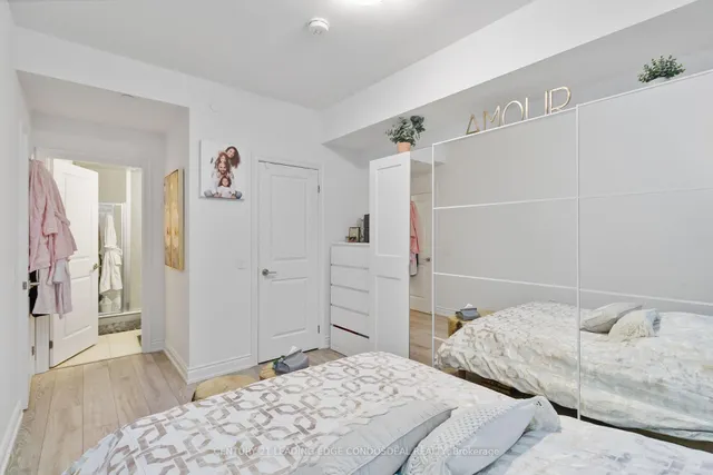 Additional property image - 1050 Main St Unit 502