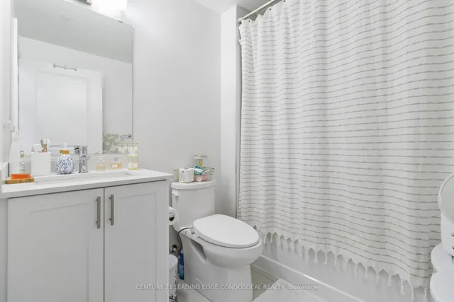Additional property image - 1050 Main St Unit 502