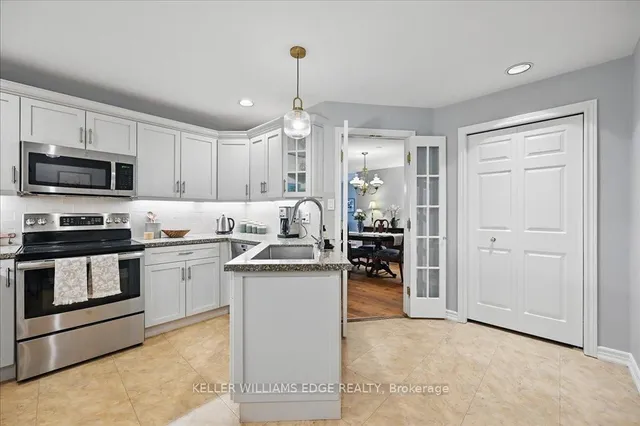 Additional property image - 3230 New St Unit 1