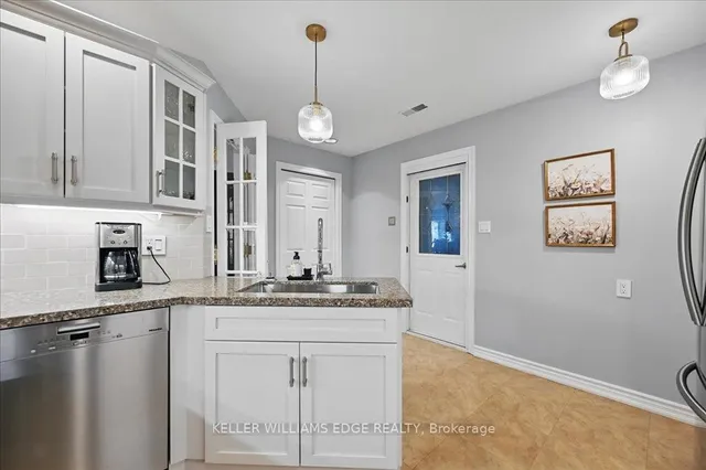 Additional property image - 3230 New St Unit 1