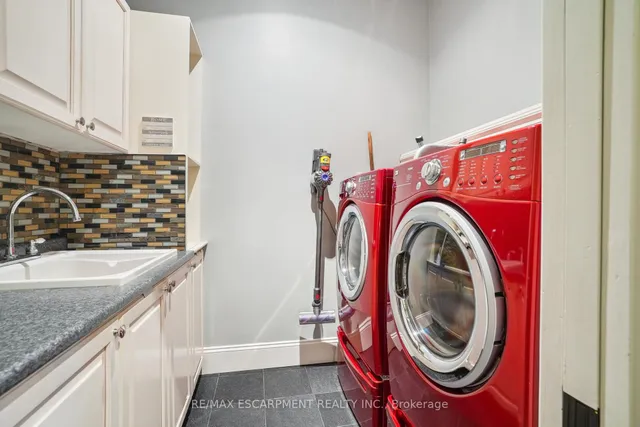 Additional property image - 888 Partridge Dr
