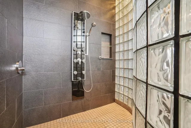 Additional property image - 888 Partridge Dr