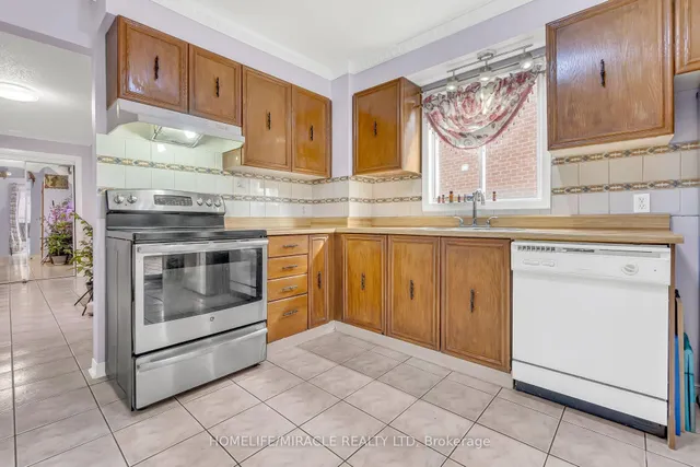 Additional property image - 4 Colchester Ave