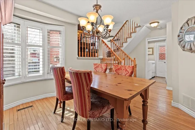Additional property image - 2257 Silverbirch Crt