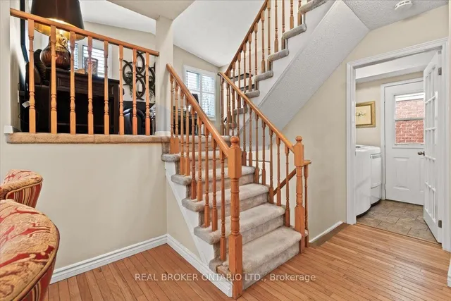 Additional property image - 2257 Silverbirch Crt