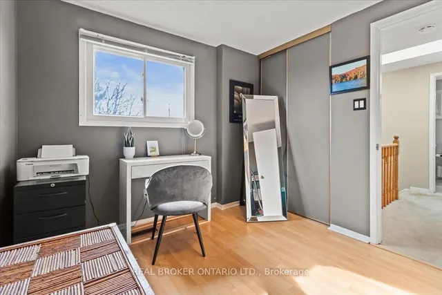 Additional property image - 2257 Silverbirch Crt