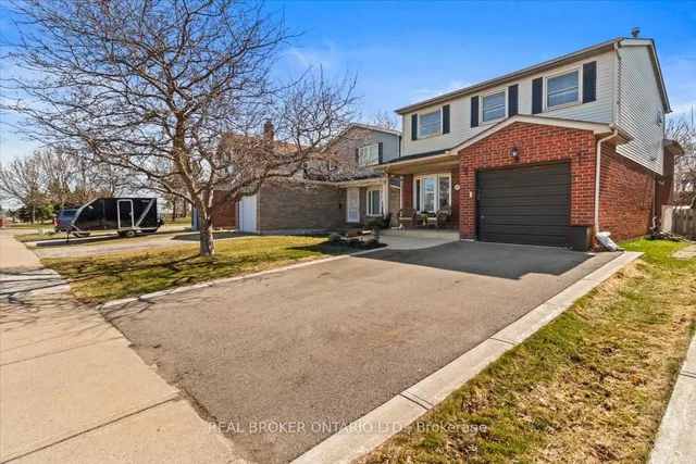 Additional property image - 2257 Silverbirch Crt