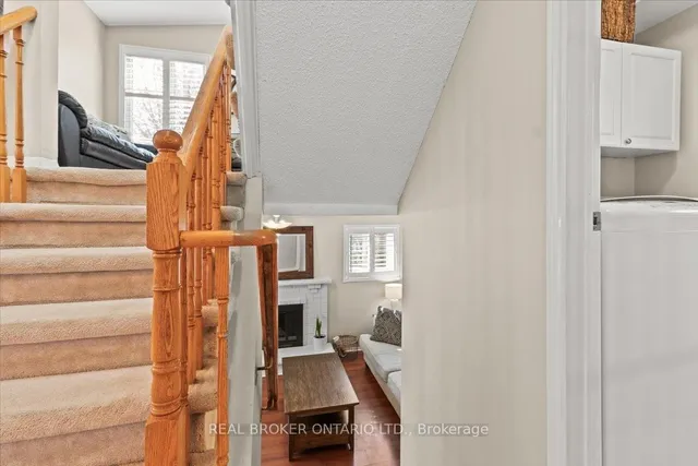 Additional property image - 2257 Silverbirch Crt