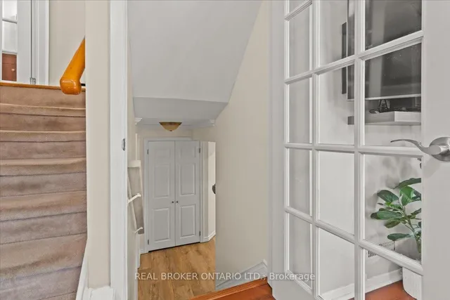 Additional property image - 2257 Silverbirch Crt