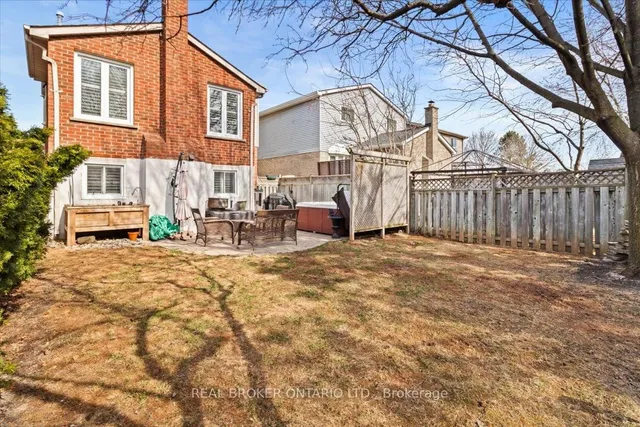 Additional property image - 2257 Silverbirch Crt