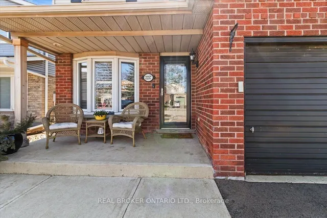 Additional property image - 2257 Silverbirch Crt