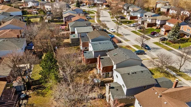 Additional property image - 2257 Silverbirch Crt