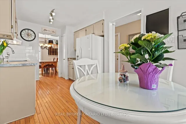 Additional property image - 2257 Silverbirch Crt