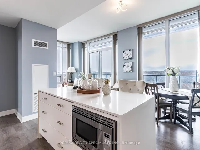 Additional property image - 180 Veterans Dr Unit #609