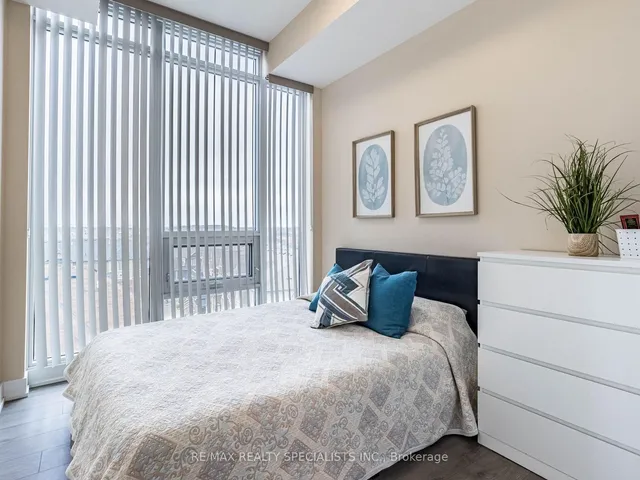 Additional property image - 180 Veterans Dr Unit #609