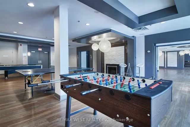 Additional property image - 80 Absolute Ave Unit 406