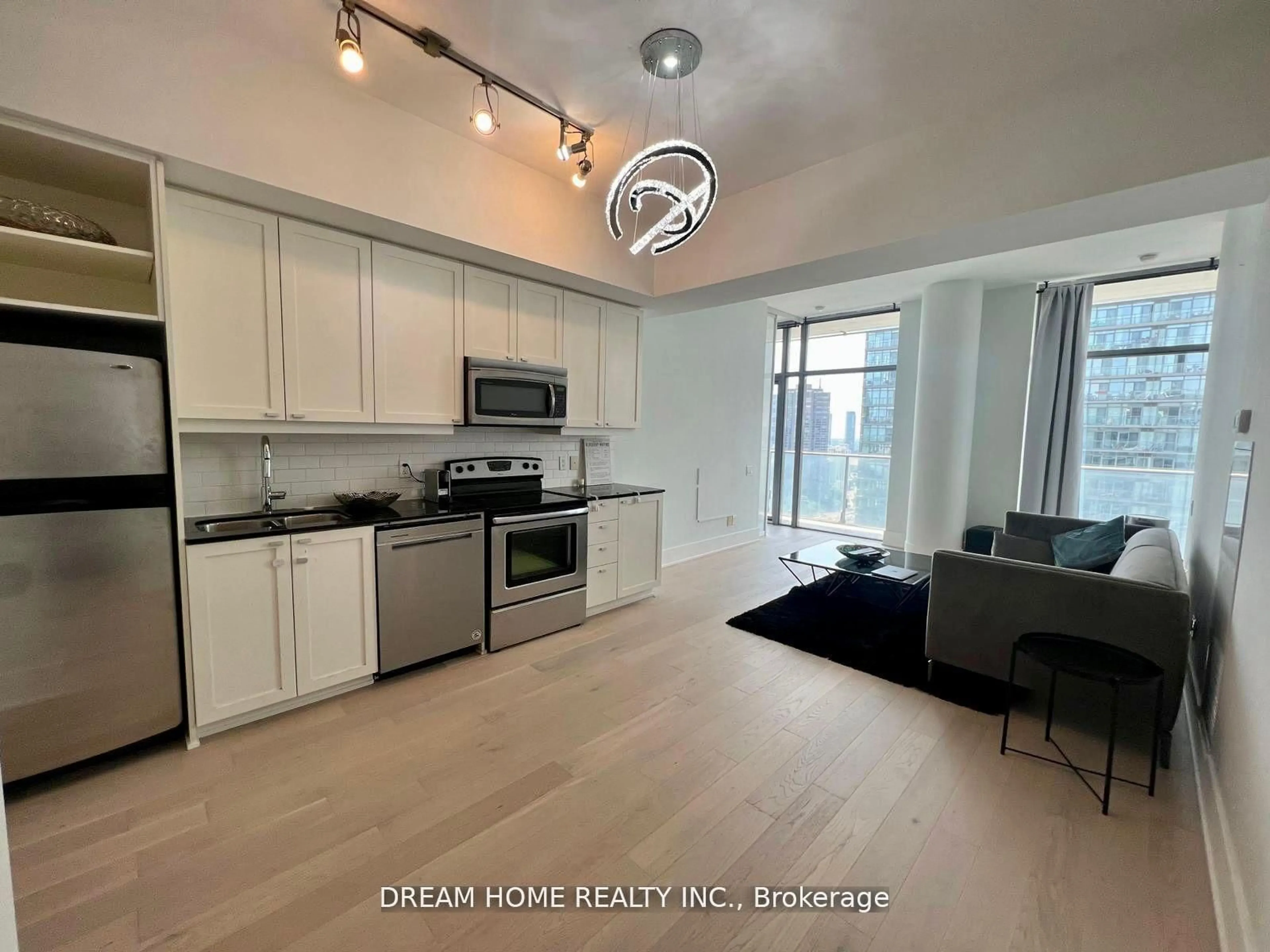 Open concept kitchen, unknown for 103 The Queensway N/A #2809, Toronto Ontario M6S 5B3