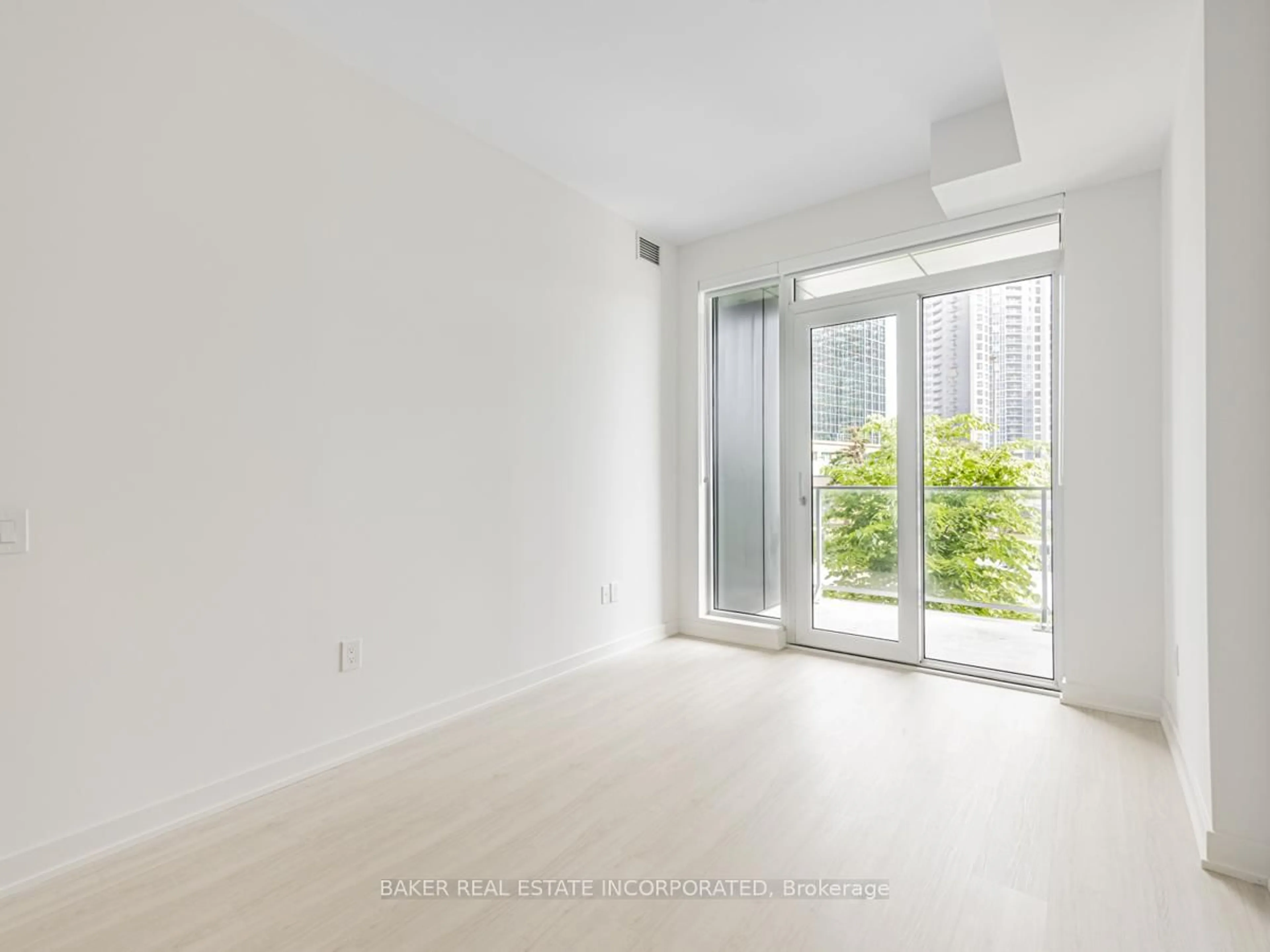 A pic of a room for 3883 Quartz Rd #103, Mississauga Ontario L5B 0M4