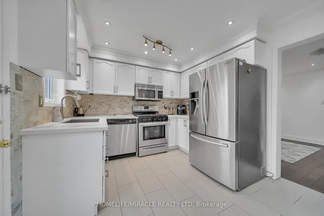 Additional image 24 of 93 Crystal Glen Cres